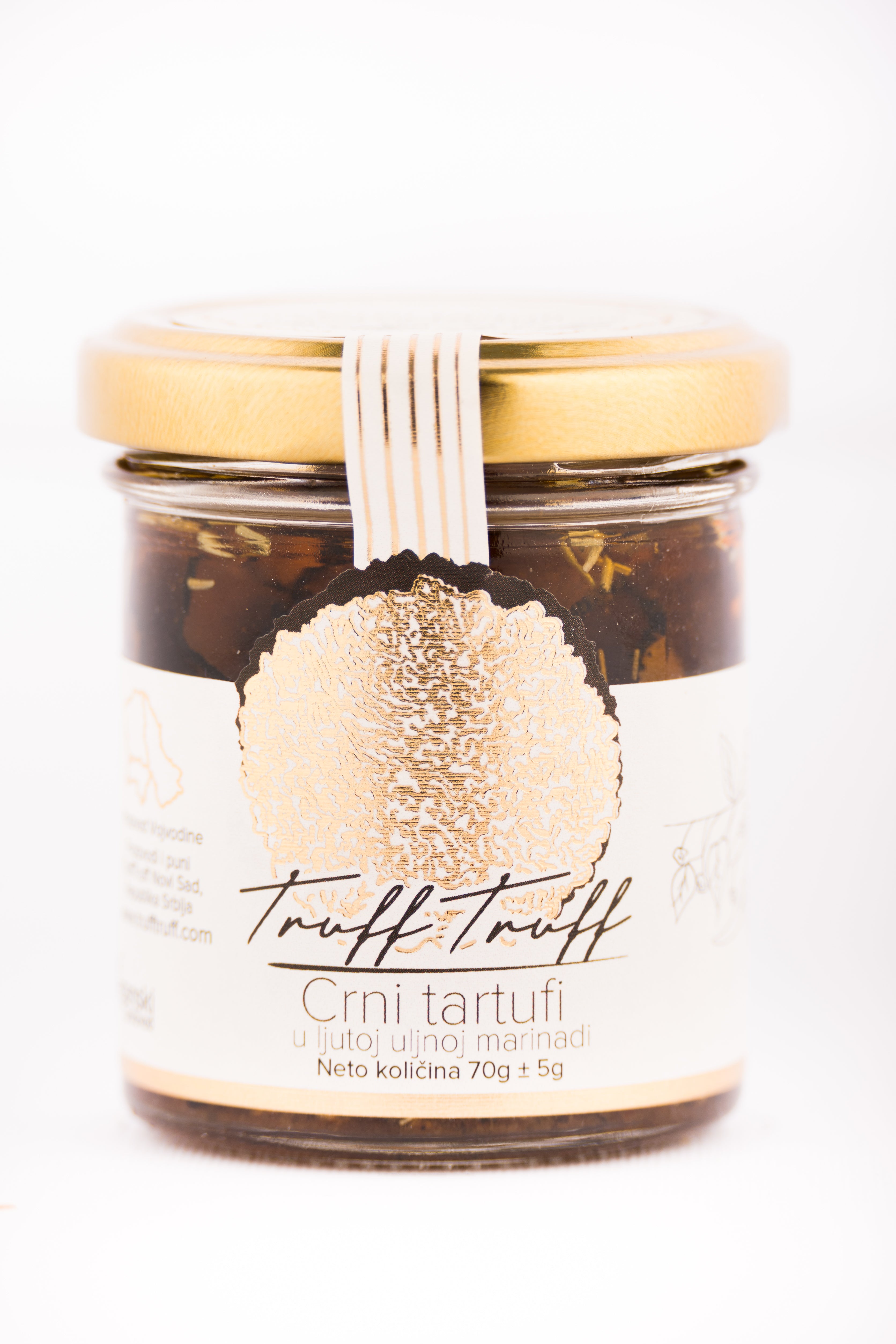 BLACK TRUFFLES IN SPICY MARINADE